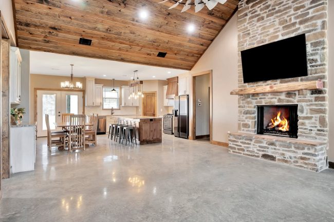 06-Open_Floor_Plan_1600x Henry RP-10003 barndominium living room