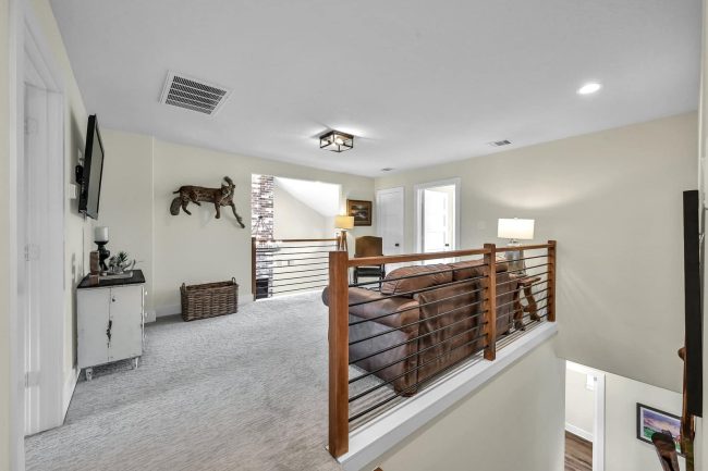 EBSS_9281_1600x Dobbin LS-42002 barndominium loft