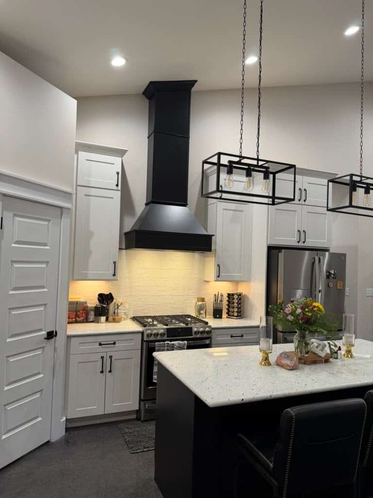PL-71001 Olivia barndominium house plan 4 bedroom, built exterior