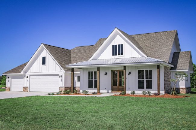 Brittany HPZ-26017 farmhouse barndominium floor plan